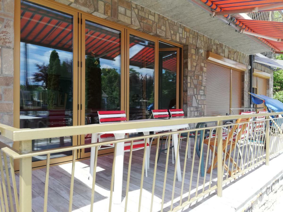 Boathouse Balatonlelle With Sauna Εξωτερικό φωτογραφία